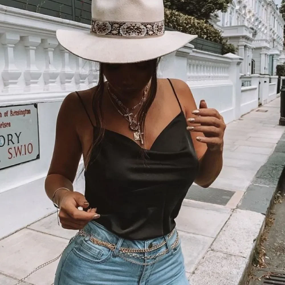 LOC the Beverly hat